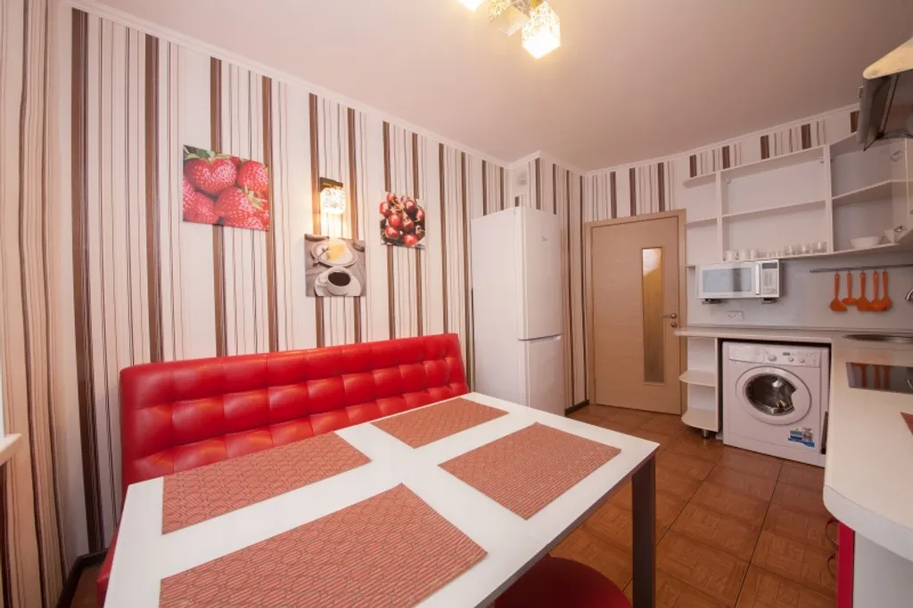 Квартира Квартира Уютная 3х-комнатная на Взлетке — Красноярск