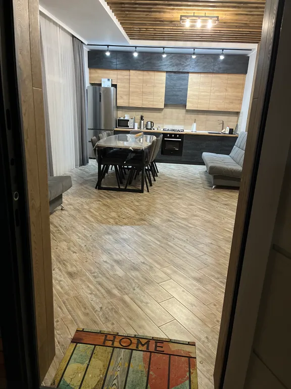 Дом в горах Адыгея, с теплым бассейном и беседкой