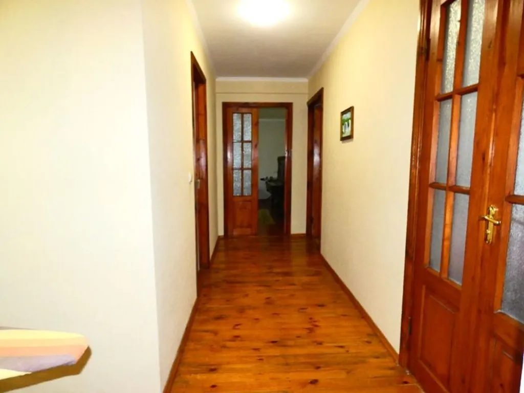 4-комнатный Дом