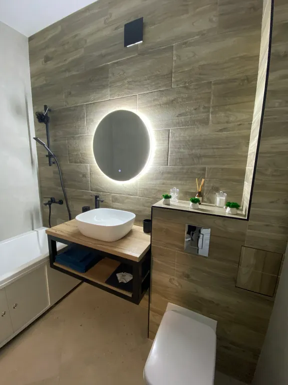 Просторная, светлая квартира с кондиционером в новом жк, не студия