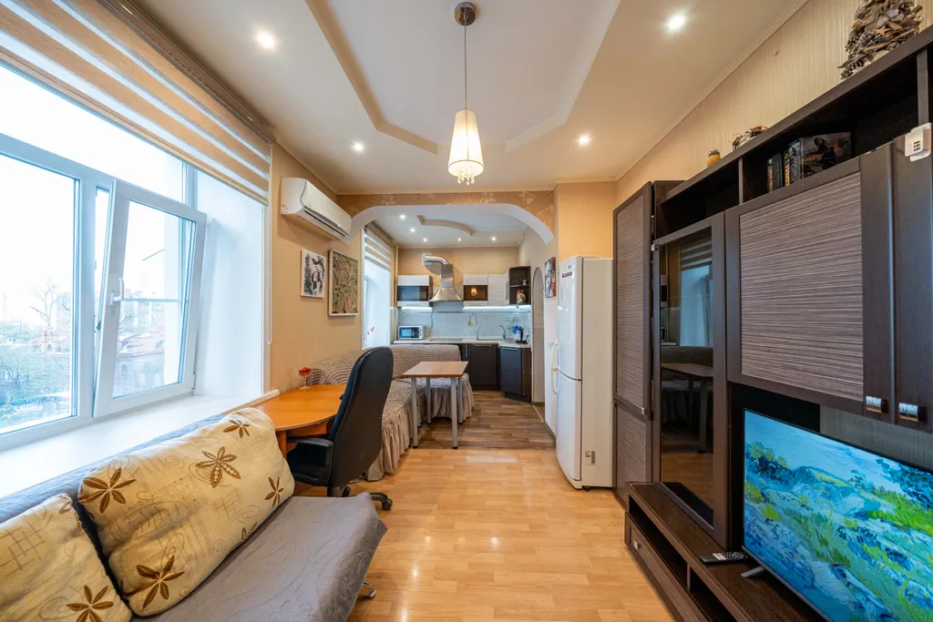 Квартира Уютная квартира с кухней-гостиной в самом центре города — Хабаровск