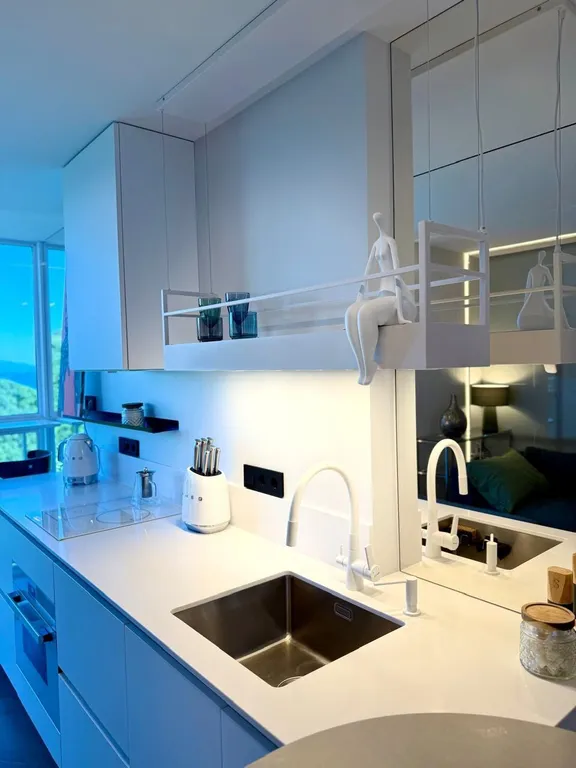 Квартира у моря, бухта Патрокл