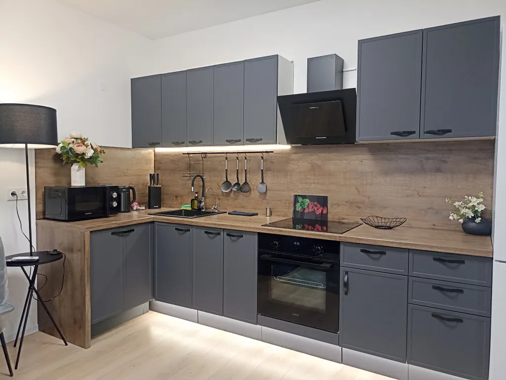 Люкс трехкомнатная квартира у МРНЦ Цыба и Академии Росатом