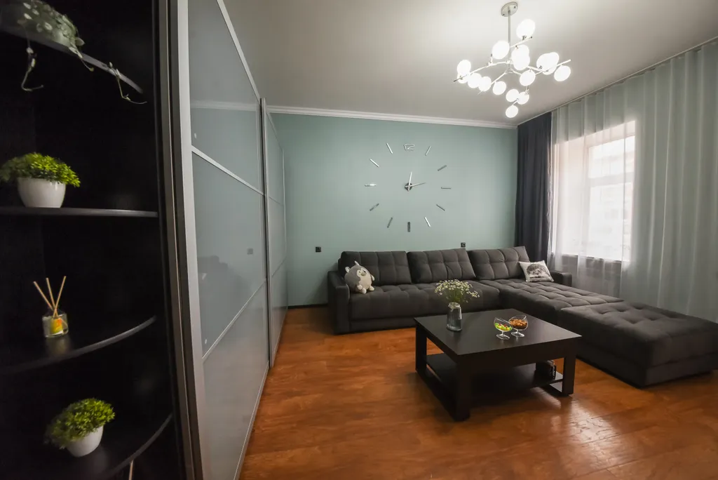 Квартира Просторная двухкомнатная квартира в доме Гумилёва — Кронштадт