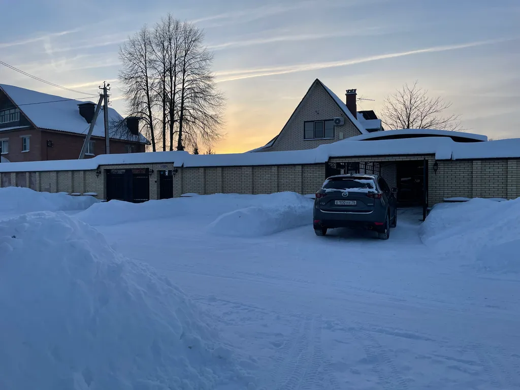 Дом с сауной и бассейном