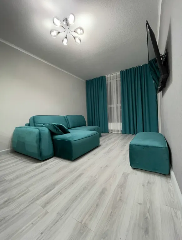 Комфортабельные апартаменты на 15 этаже