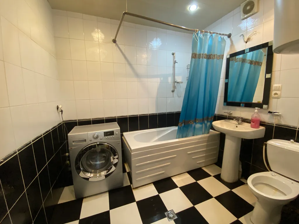 Уютная квартира в 50 метрах от моря, рядом парковая зона отдыха