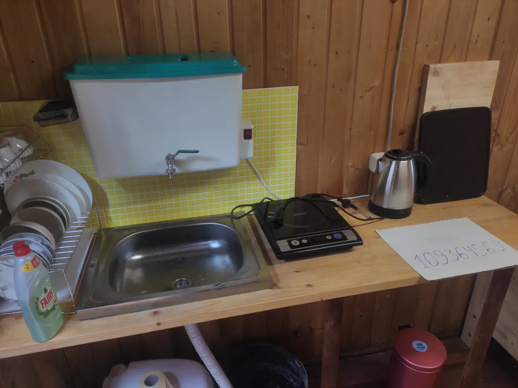 Домик с террасой в черте города