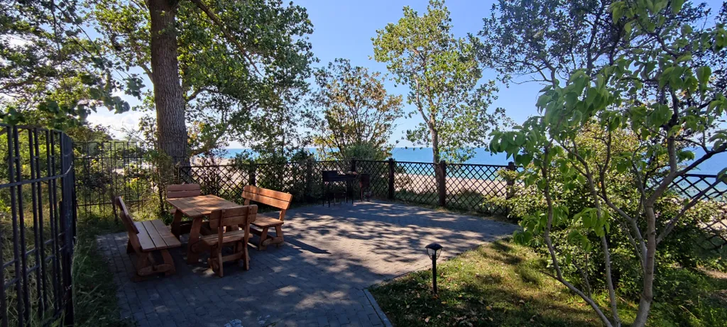 Квартира с панорамным видом на море