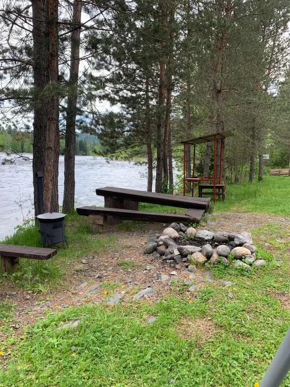 Коттедж на берегу реки