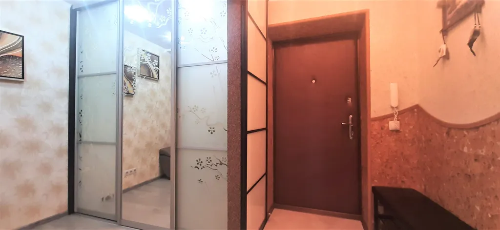 Уютная однокомнатная квартира с видом на парк