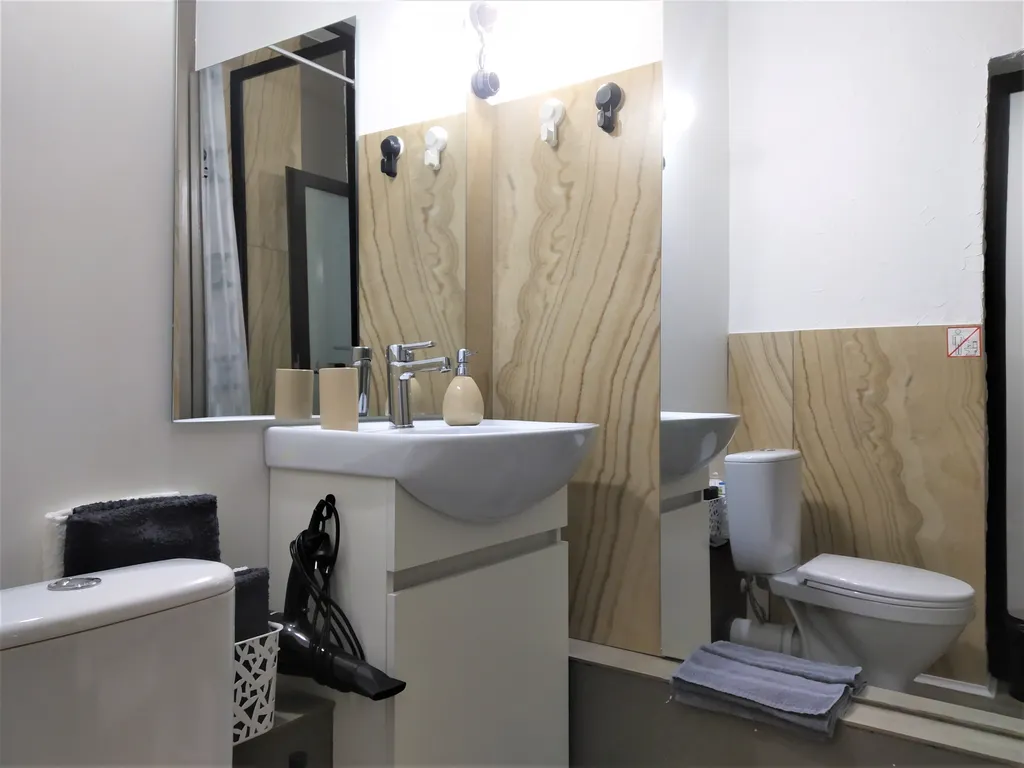 Квартира Квартира в центре с отдельным входом и парковкой под окном — Ярославль