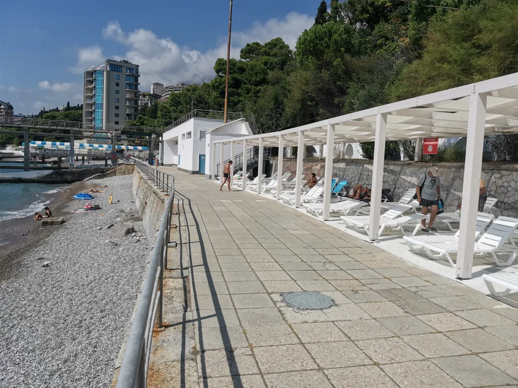 Уютная квартира с видом на море в частном доме