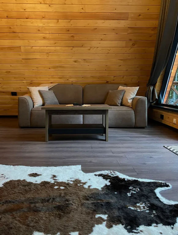 Коттедж а-фрейм атмосфера