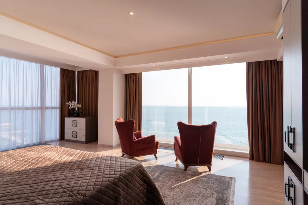 4-комнатная Квартира