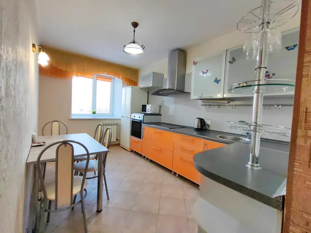 1-комнатная квартира рядом с Изумрудным городом