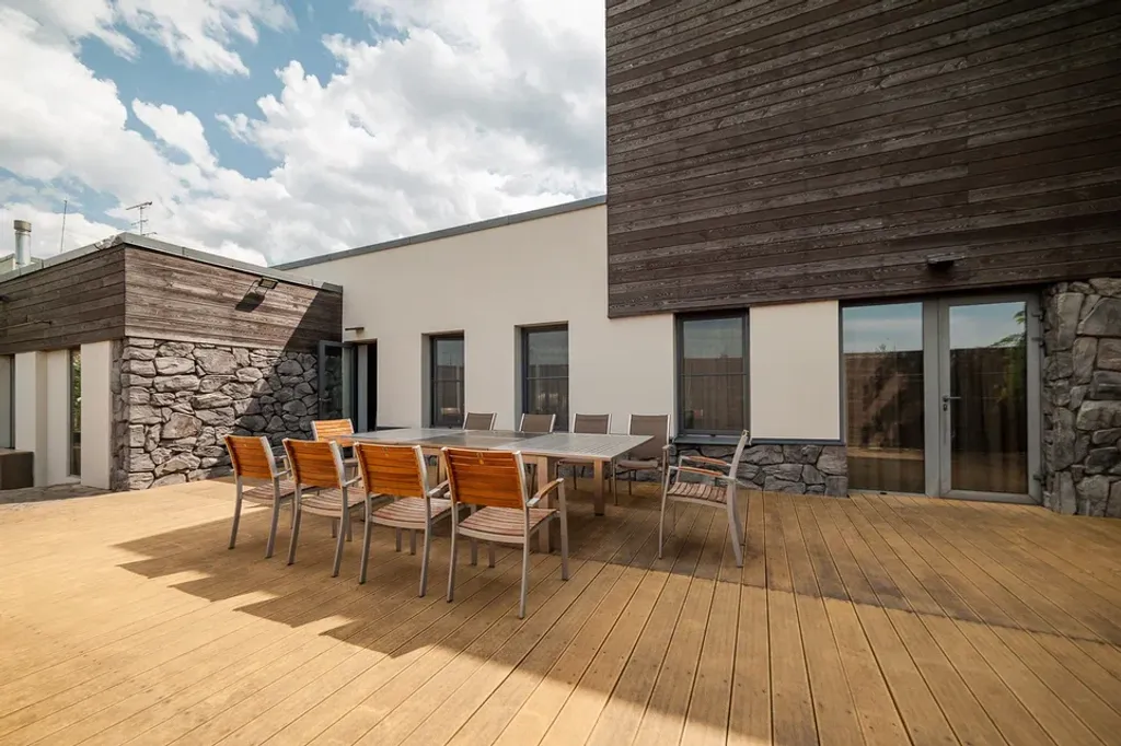 Коттедж Резиденция — аренда посуточно в Красногорск