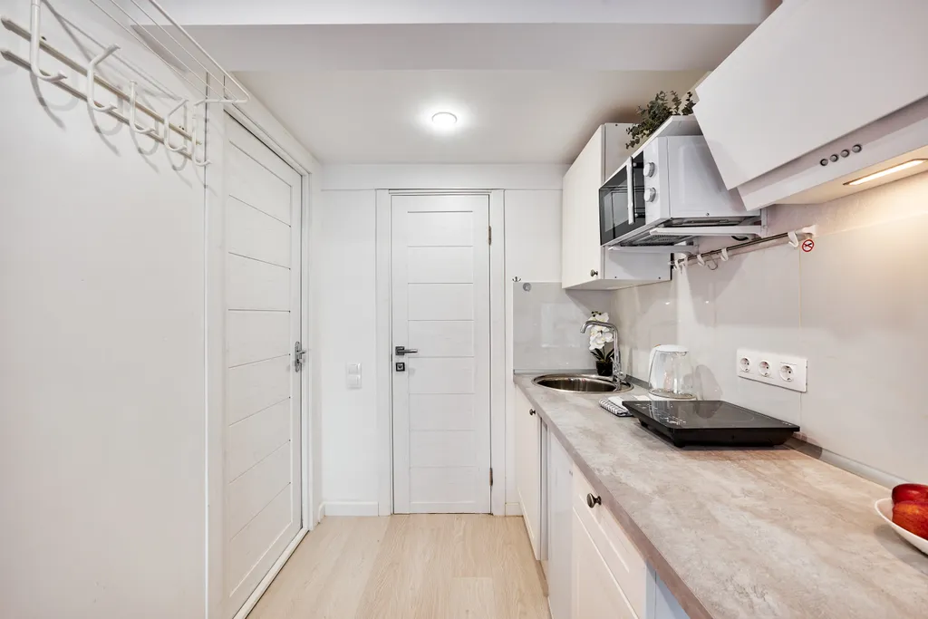 Квартира Квартира Апартамент в красных оттенках интерьера — Москва