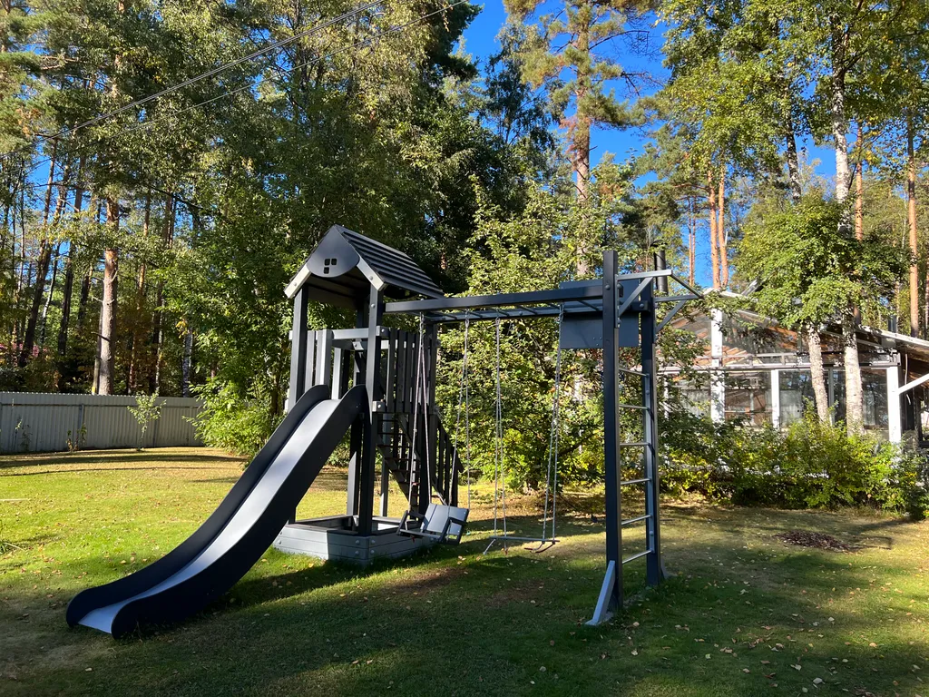 Коттедж Уютный гостевой дом на берегу Финского залива с баней — Приморск