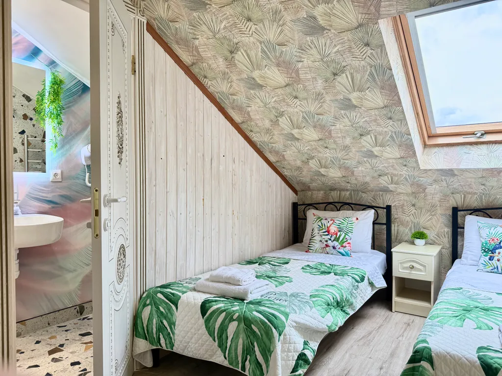 Квартира Квартира Стандартный номер с раздельными кроватями — Геленджик