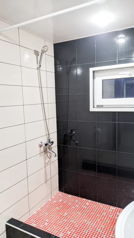 Шале со вторым светом