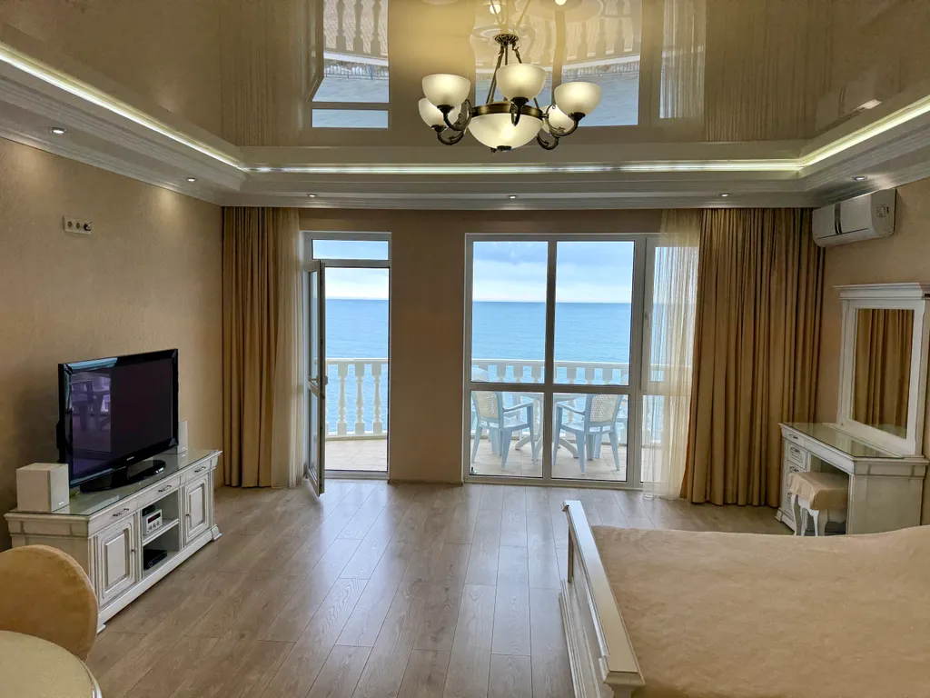 Апартаменты класса люкс в 10 метрах от моря