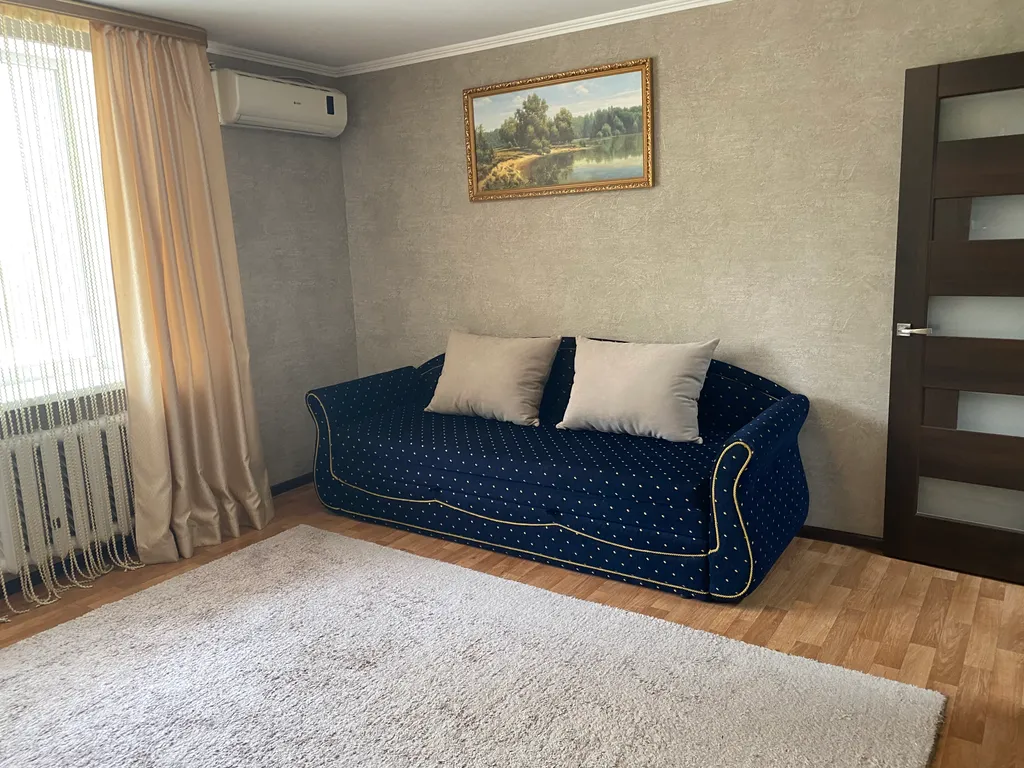 Уютная квартира с видом на лечебное озеро.