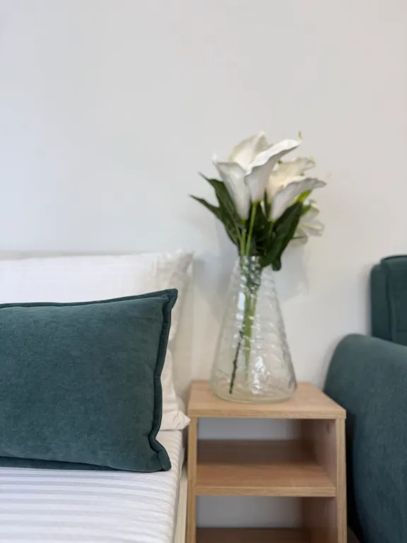 Тут хорошо на Космонавтов