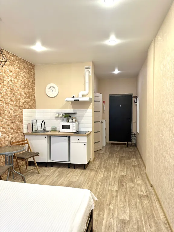 Стильная студия на двоих с магазином Пятерочка в этом же доме