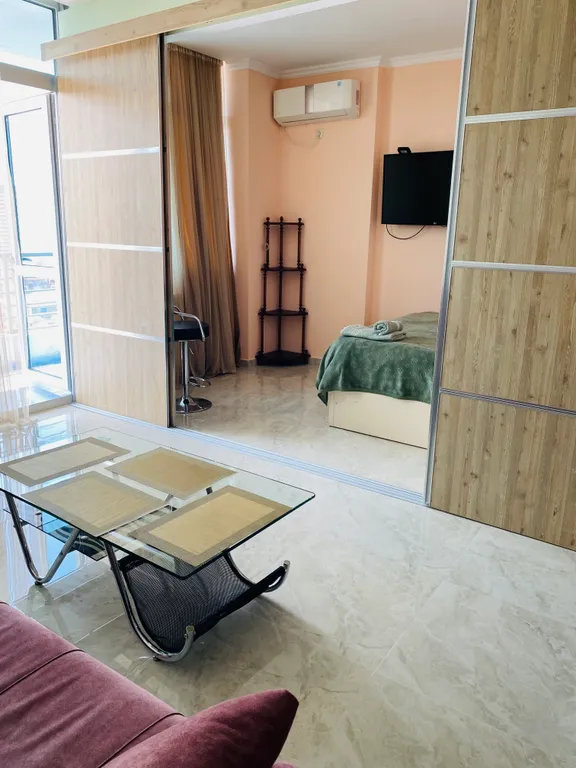 Евро-двухкомнатная квартира у моря для наслаждения видом и комфортом