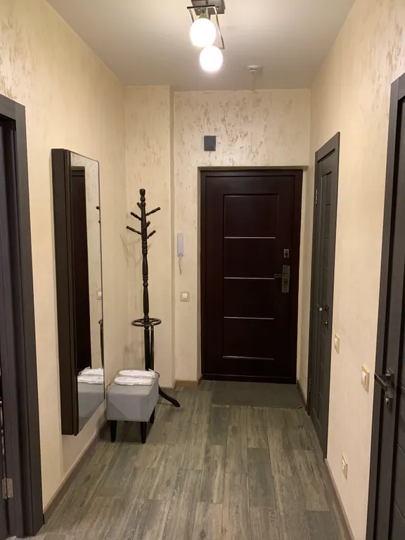 Просторная и теплая квартира с панорамным видом в центре города