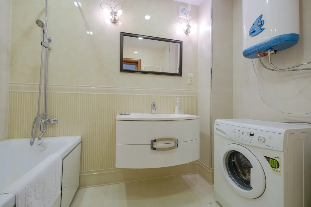 Трёхкомнатная квартира возле Дворца Спорта