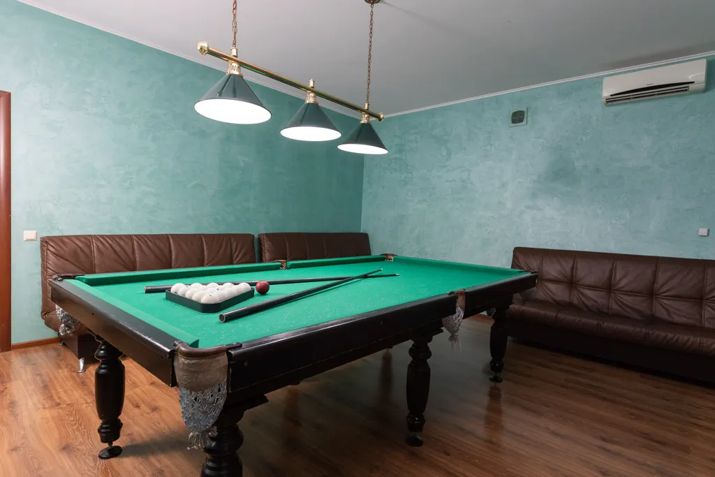 Аренда коттеджа, бассейн, сауна, бильярд, барбекю