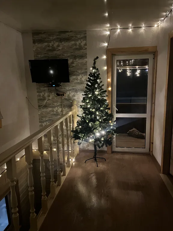 Маленький уютный домик с русской баней и видом на Селигер