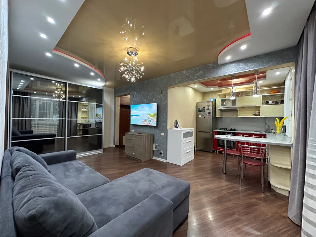 3-комнатная Квартира — аренда посуточно в Бийск