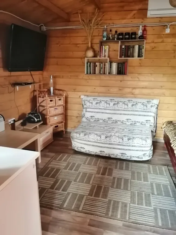 Коттедж на территории частного домовладения