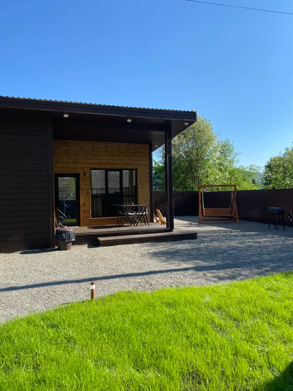 Трёхкомнатный дом с видом на гору