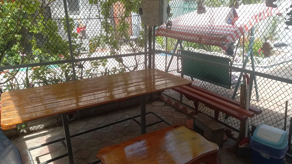 Уютная комната-студия в центре города с цветущим двориком с фонтанчиками