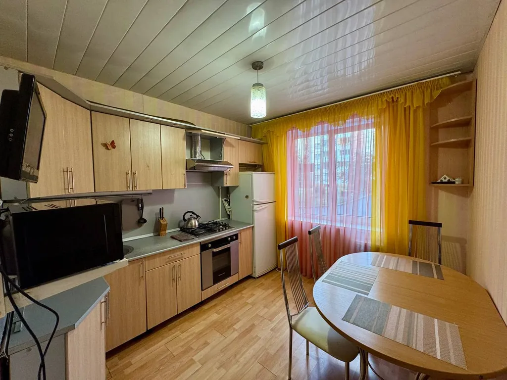 Двухкомнатная в центре