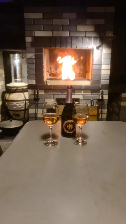 Двухкомнатная квартира с кухней, бассейном, джакузи и мангалом, баней