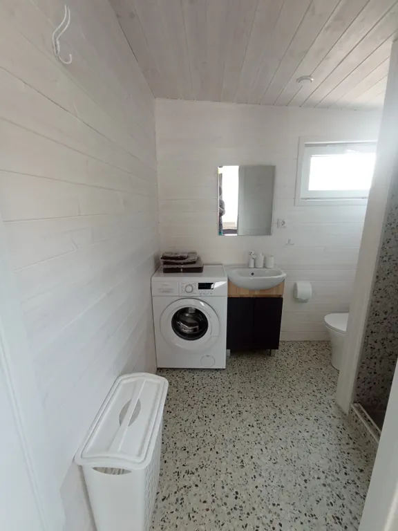 Квартира Апартаменты с отдельным двориком — Кучугуры