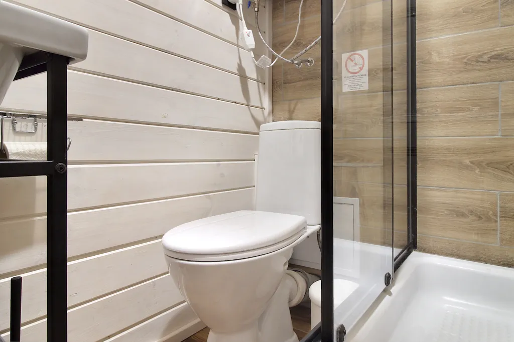 Дизайнерский коттедж с 2 спальнями