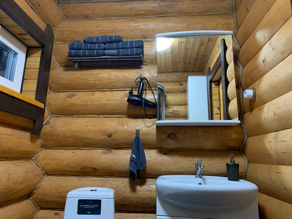 Уютный двухэтажный коттедж №4