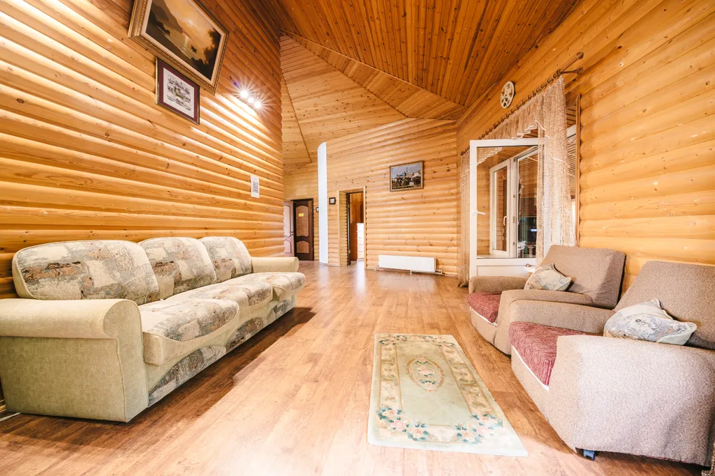 Дом в лесу в русском стиле