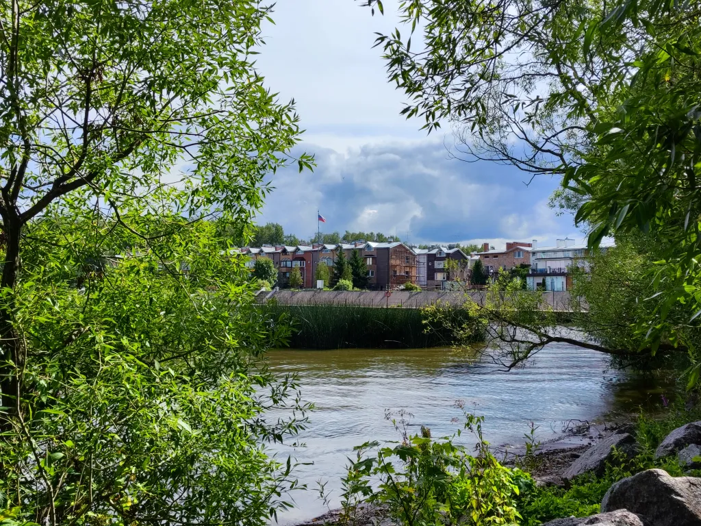 Сдается 2 этажа в 4-этажном таунхаусе