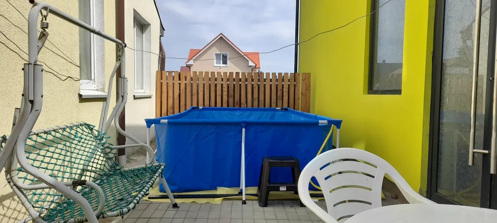 Коттедж Домик для отпуска с баней на дровах и уличным бассейном — Зеленоградск