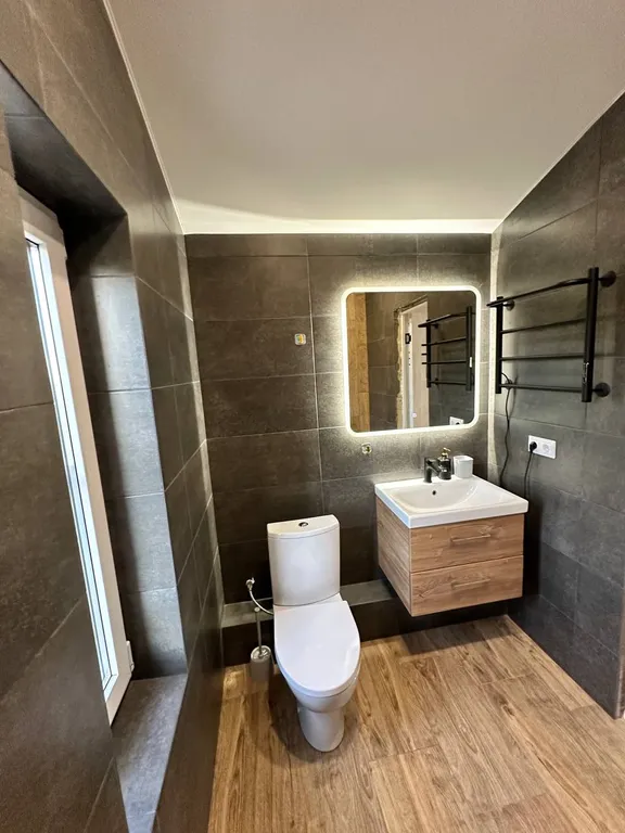 Коттедж Уютный дом отдыха ДвижВилладж с баней и видом на реку — Новотитаровская