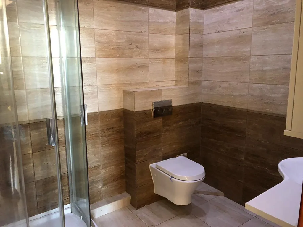 Двухкомнатная, новая, видовая квартира с витражными окнами на парк, море, горы