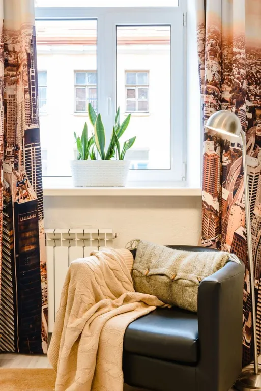 Квартира Трехкомнатные апартаменты 100 м² у Дворцовой площади. Для 8 гостей. — Санкт-Петербург