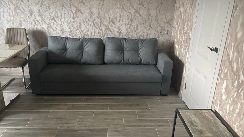 Современный коттедж в пригороде с баней и горячим чаном